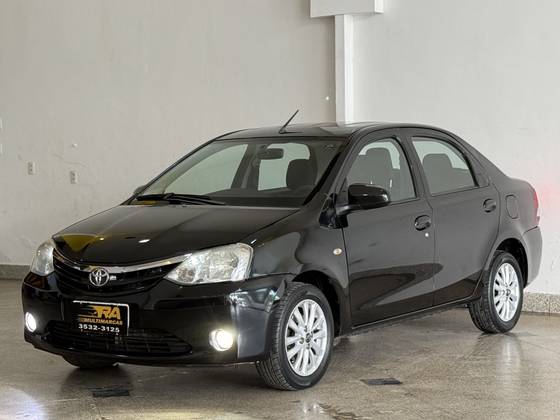 TOYOTA ETIOS 1.5 XLS SEDAN 16V FLEX 4P MANUAL TOYOTA ETIOS 1.5 XLS SEDAN 16V FLEX 4P MANUAL